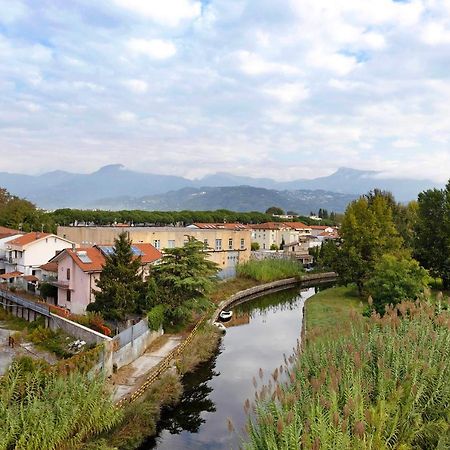 Ferienwohnung Attico Con Terrazza A Viareggio Exterior foto
